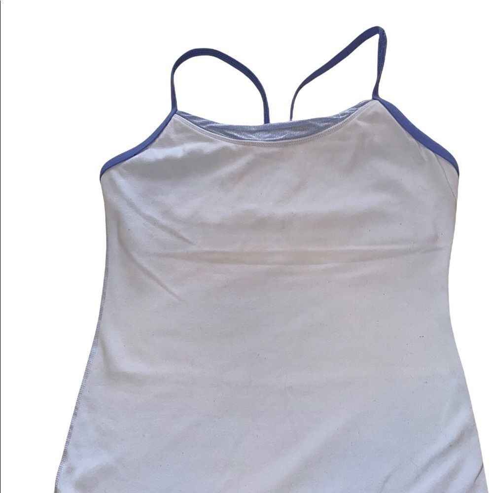 EUC Preloved Lululemon Y Back top in blue